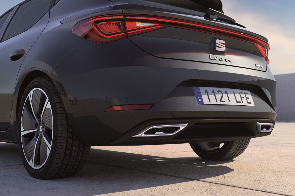 SEAT León e-HYBRID: el primer híbrido enchufable desde 34.000 euros