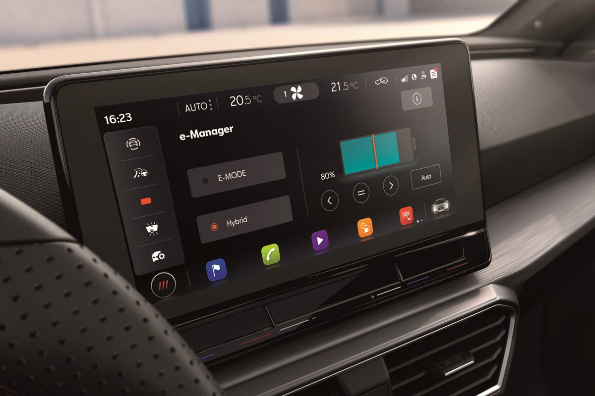 SEAT León e-HYBRID: el primer híbrido enchufable desde 34.000 euros