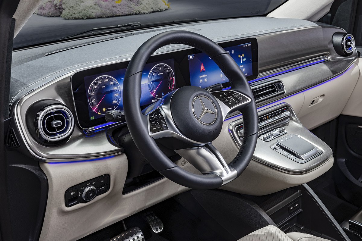 mercedes clase v 2024 salpicadero