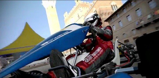 Vídeo: Karting en videojuego Gran Turismo 5
