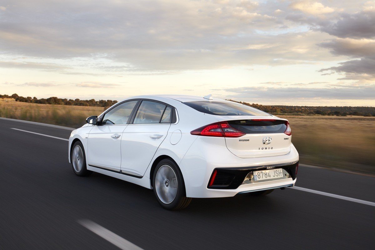 Prueba Hyundai IONIQ Hybrid: la mejor berlina híbrida de su clase