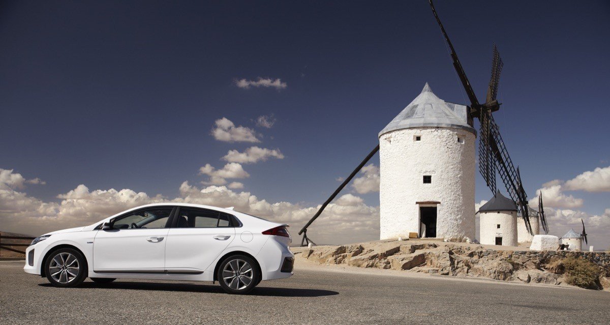Prueba Hyundai IONIQ Hybrid: la mejor berlina híbrida de su clase
