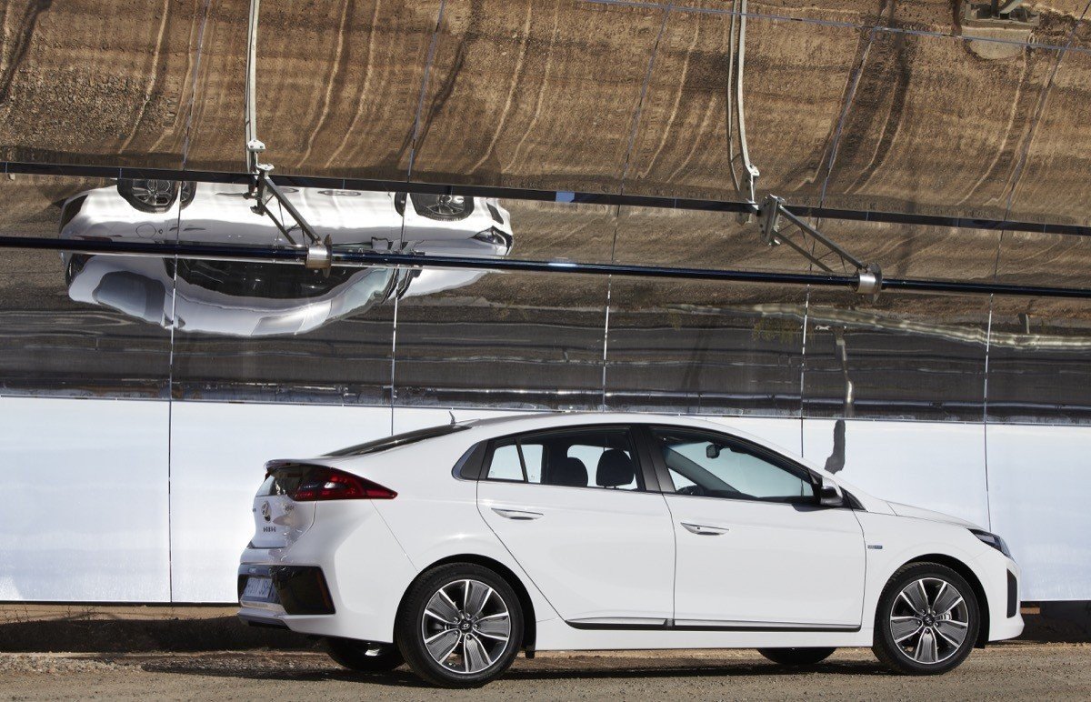 Prueba Hyundai IONIQ Hybrid: la mejor berlina híbrida de su clase