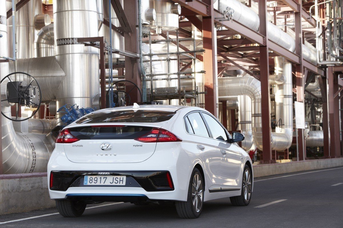 Prueba Hyundai IONIQ Hybrid: la mejor berlina híbrida de su clase