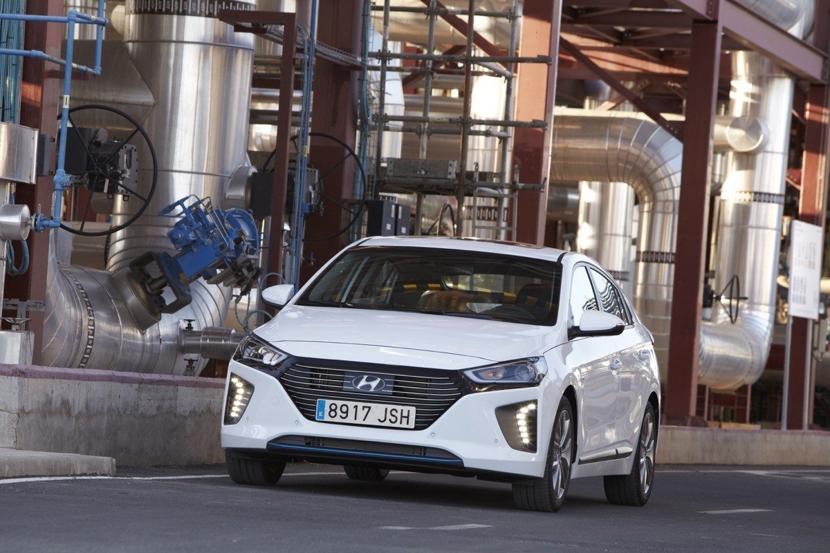 Prueba Hyundai IONIQ Hybrid: la mejor berlina híbrida de su clase
