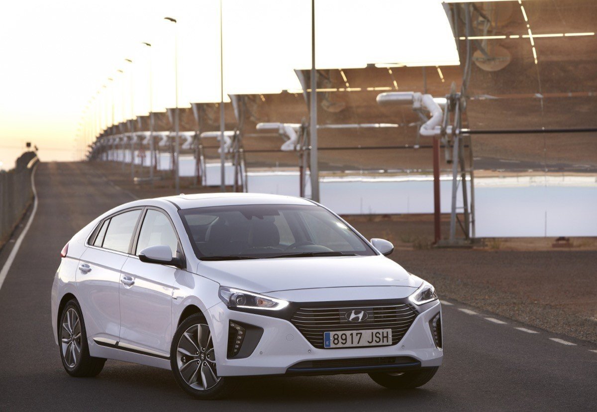 Prueba Hyundai IONIQ Hybrid: la mejor berlina híbrida de su clase