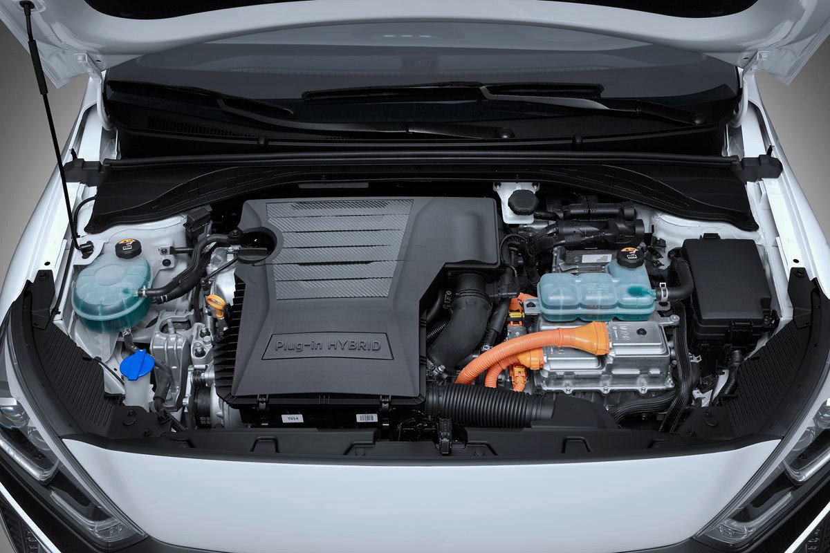 Se completa la trilogía: primera prueba del Hyundai Ioniq híbrido enchufable