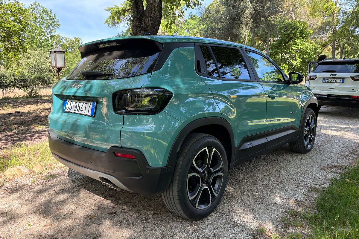 Jeep Avenger e-hybrid 2024