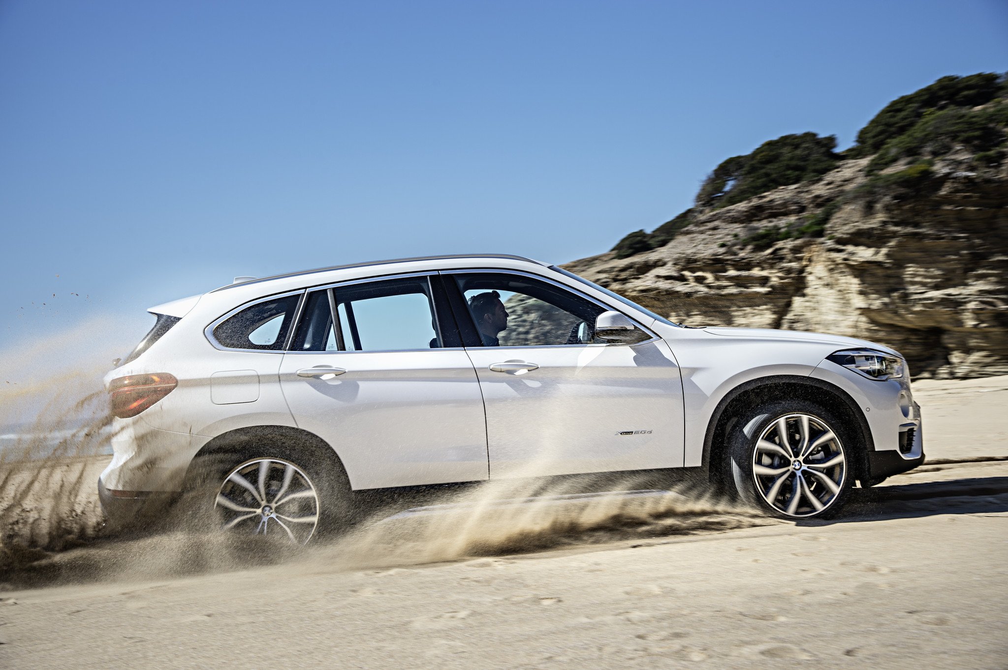 Presentación y primera prueba del nuevo BMW X1: más SUV desde 30.950 euros