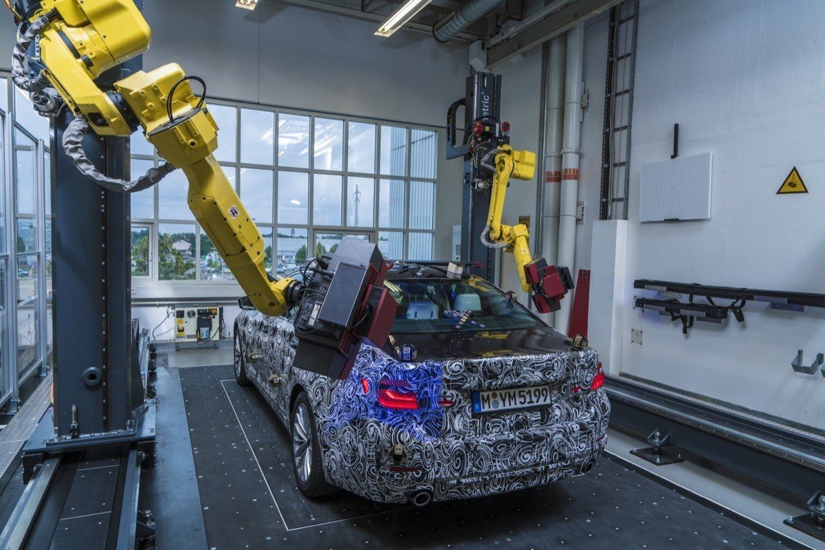 BMW deja ver las primeras imágenes del nuevo BMW Serie 5 2017