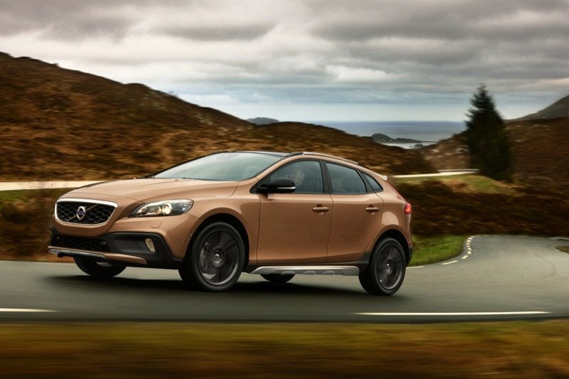 Volvo V40 Cross Country: el V40 se viste de SUV
