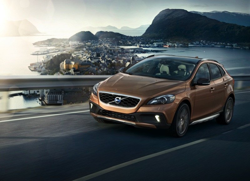 Volvo V40 Cross Country: el V40 se viste de SUV