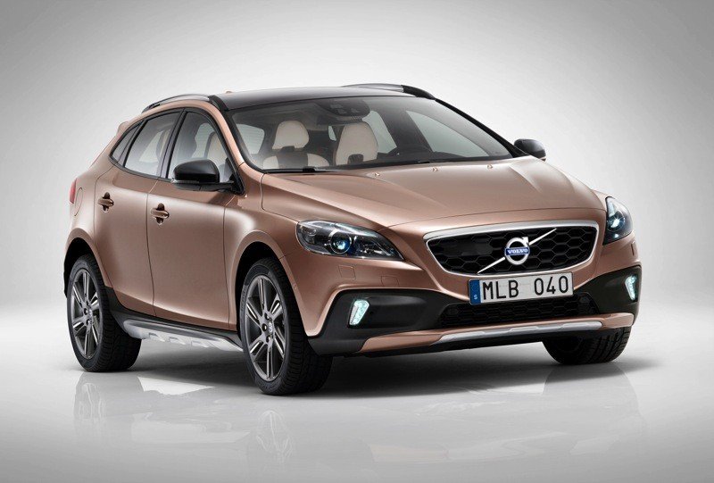 Volvo V40 Cross Country: el V40 se viste de SUV