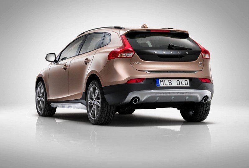 Volvo V40 Cross Country: el V40 se viste de SUV