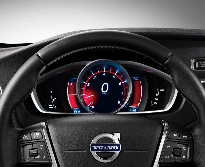 Volvo V40 Cross Country: el V40 se viste de SUV