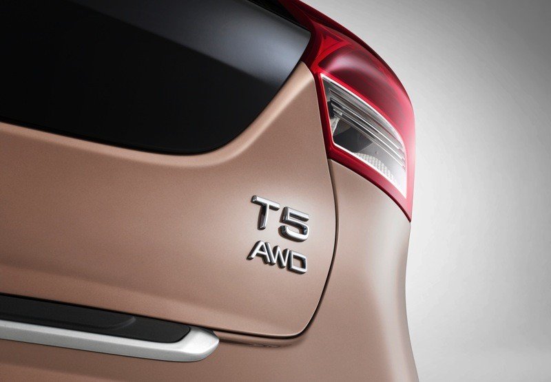 Volvo V40 Cross Country: el V40 se viste de SUV