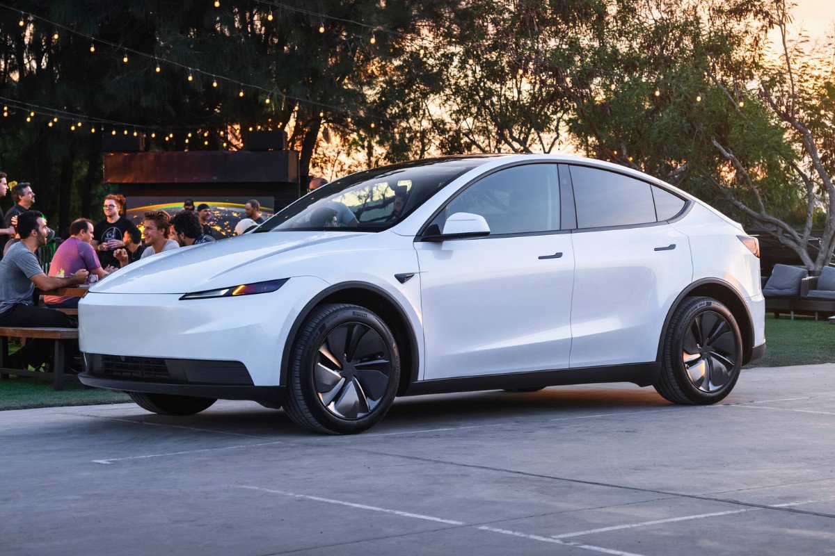 Tesla Model Y Standard