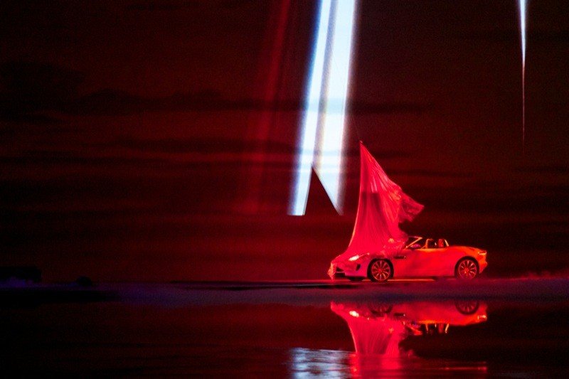 Jaguar F-Type y el corto “Desire” presentados en el Salón de Los Ángeles