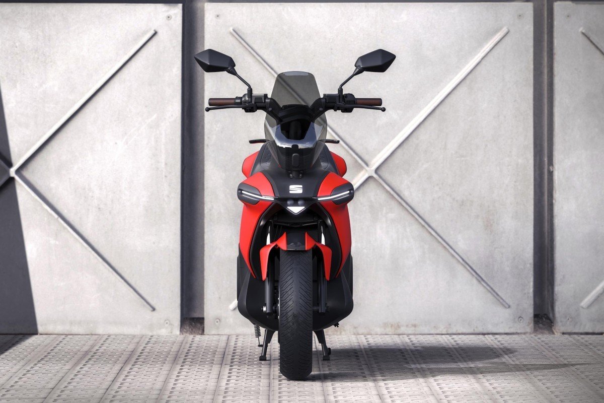 Seat e-Scooter: la moto eléctrica que te costará 0,7 euros por cada 100 kilómetros