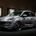 El Opel Adam de Bryan Adams se exhibe en Munich