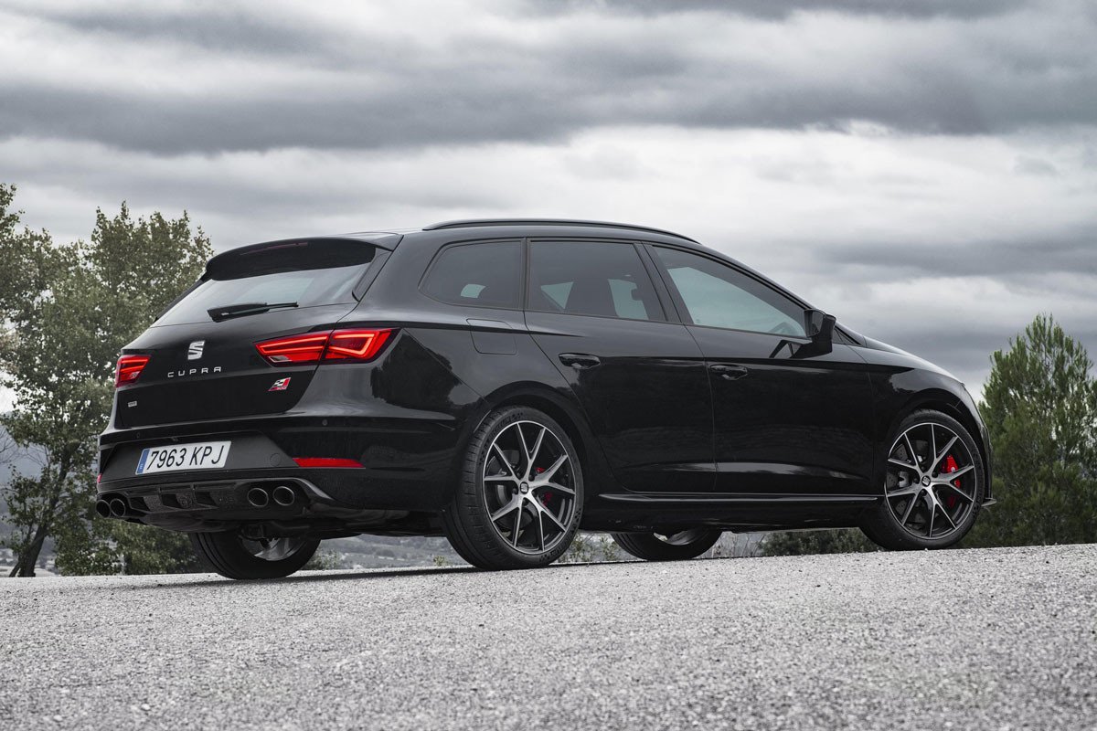 Nuevo Seat León ST Cupra Black Carbon: 100 unidades limitadas