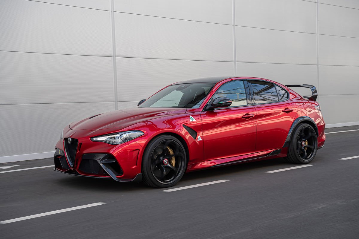 Alfa Romeo Giulia GTA y GTAm: celebrando el 110 aniversario en edición limitada