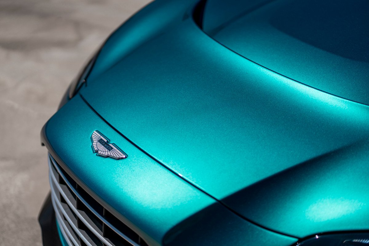 Nuevo Aston Martin V12 Vantage Roadster: 249 unidades a cielo descubierto