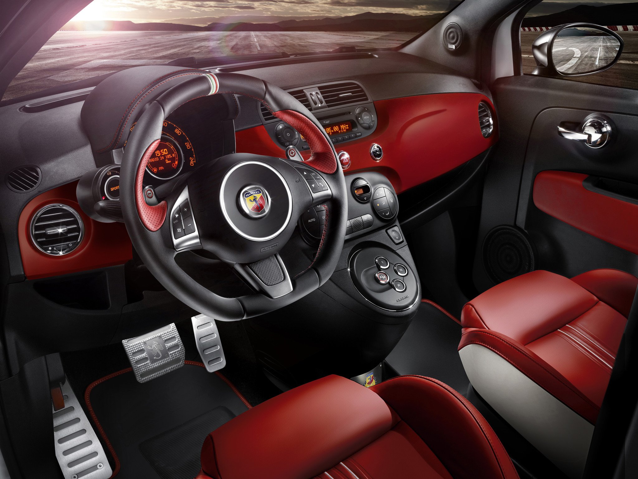 El Abarth 595 “50 Aniversario” debuta en el Salón de Frankfurt