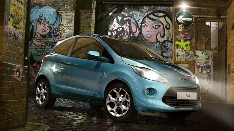 Jóvenes, seguros y coches: una ruina