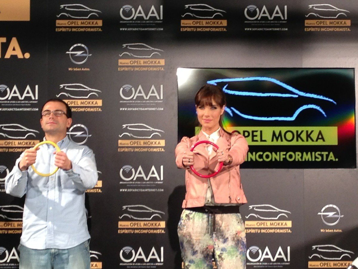 Pilar Rubio y Opel Mokka padrinos contra la adicción a Internet