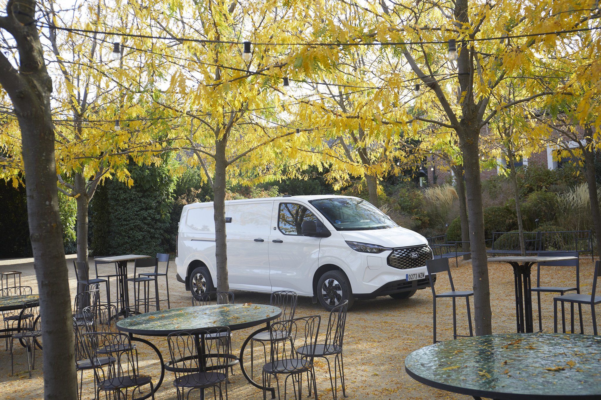 Ford Transit 60 aniversario: seis décadas moviendo negocios, personas y viajes