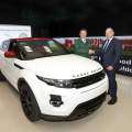 Sale el coche 1 millón de la fábrica Halewood de Jaguar Land Rover