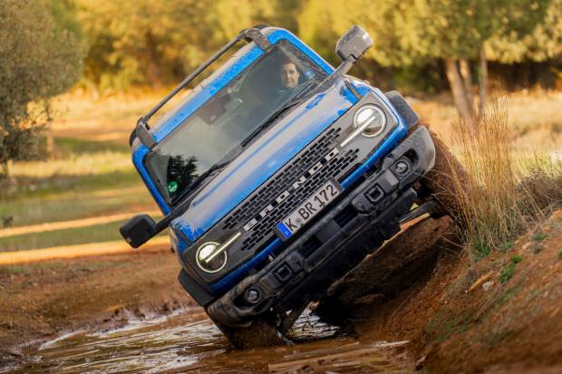 Prueba off-road Ford Bronco: “juguete” de 65.000 euros que me quiero pedir para reyes