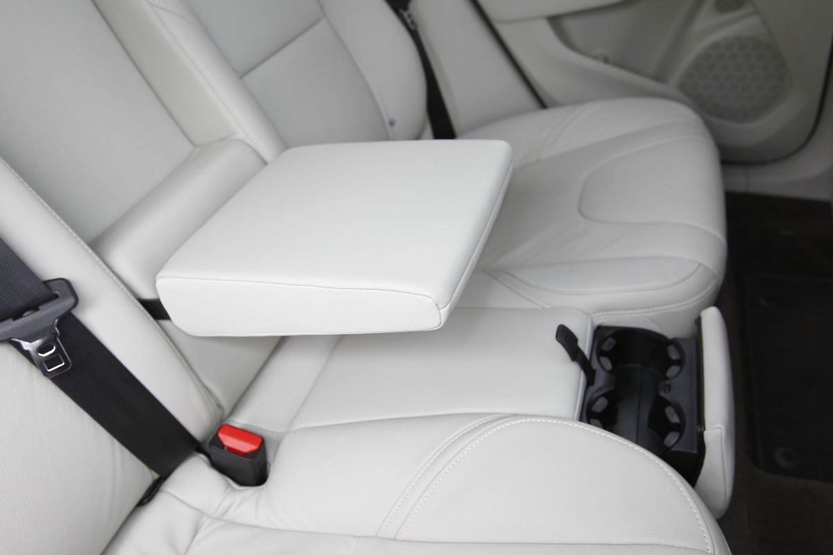 Prueba 10: Volvo V40 D3, un diesel muy premium