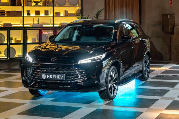 Prueba y opinión MG HS híbrido enchufable 2025: buen precio y mucha autonomía en EV