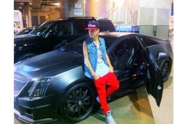 AutoFriki: El Batmovil de Justin Bieber