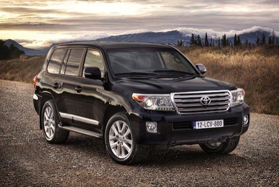Nuevo Toyota Land Cruiser 200, mejor equipado