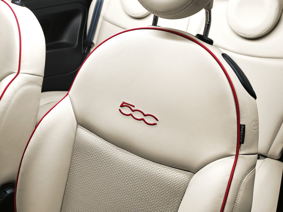 Fiat 500 Dolcevita recrea los felices años sesenta