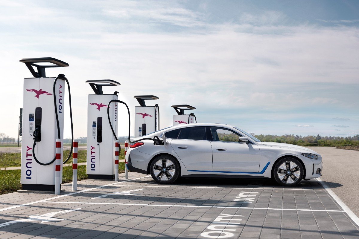 Nuevo BMW I4: características, autonomía y precios