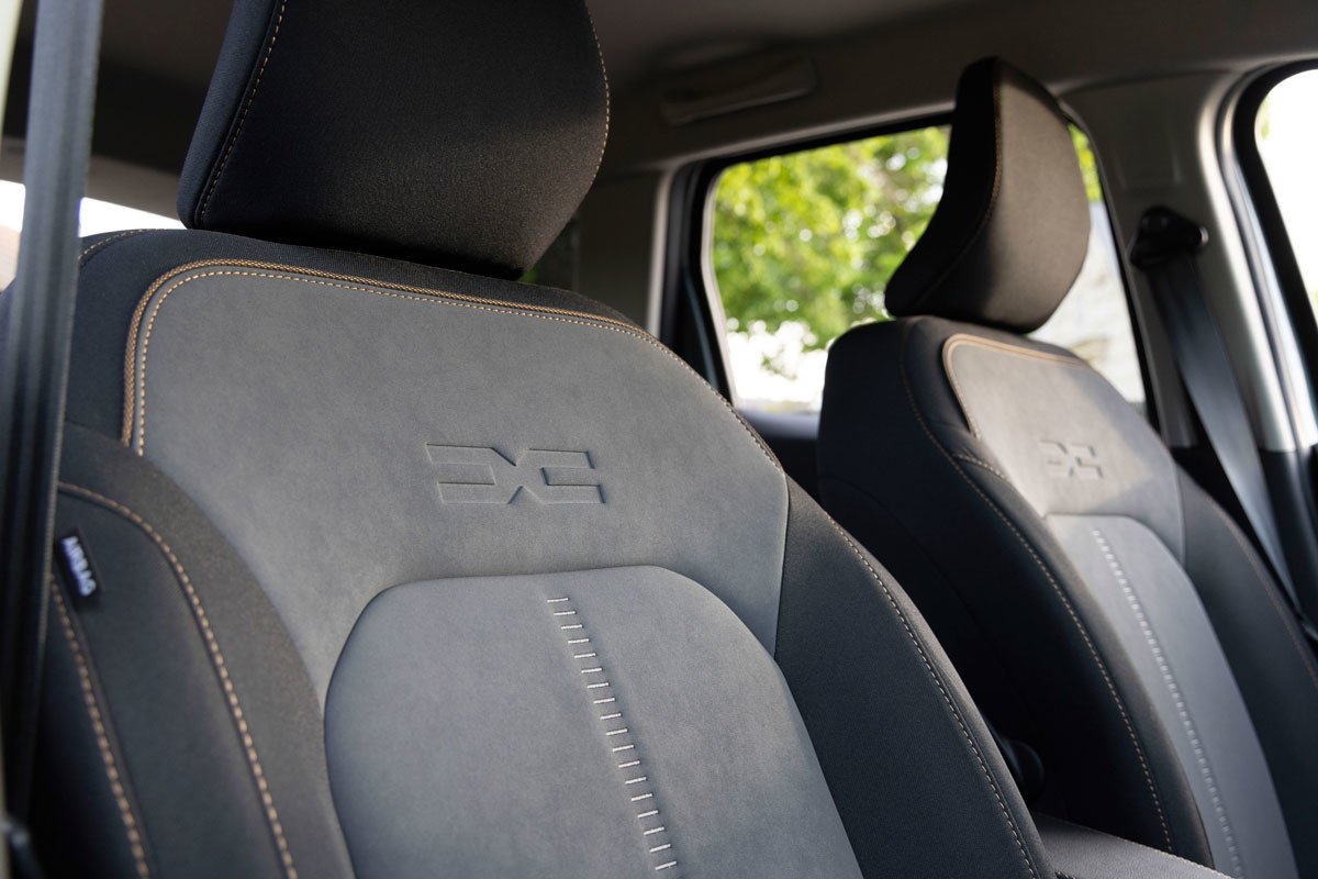 Prueba del Dacia Duster: analizamos su interior, vemos su precio y probamos el 4x4
