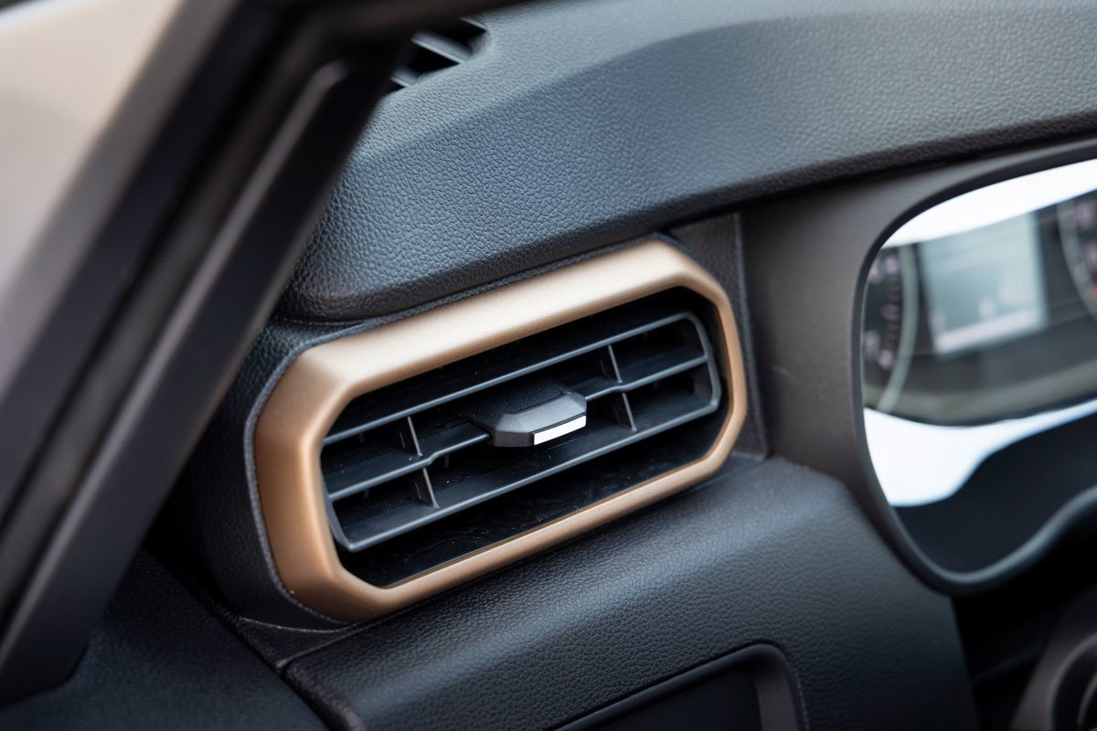 Prueba del Dacia Duster: analizamos su interior, vemos su precio y probamos el 4x4