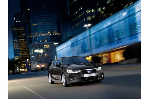 Lexus amplía la garantía con el Lexus Hybrid Privilege Care