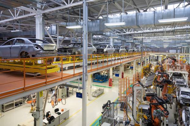 La producción de vehículos crece un 34,6% en el mes de junio