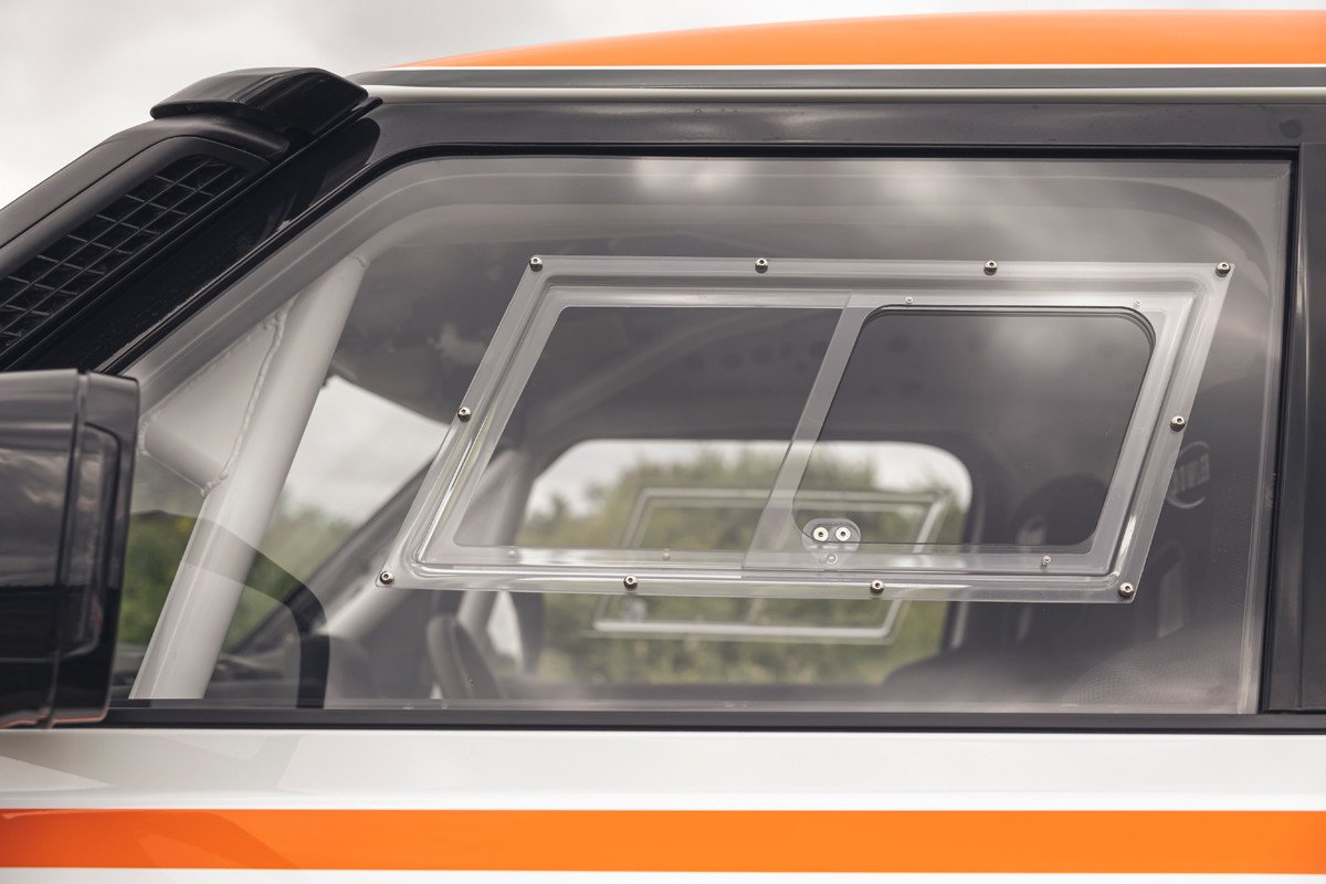 Bowler crea una copa monomarca con el Land Rover Defender 90