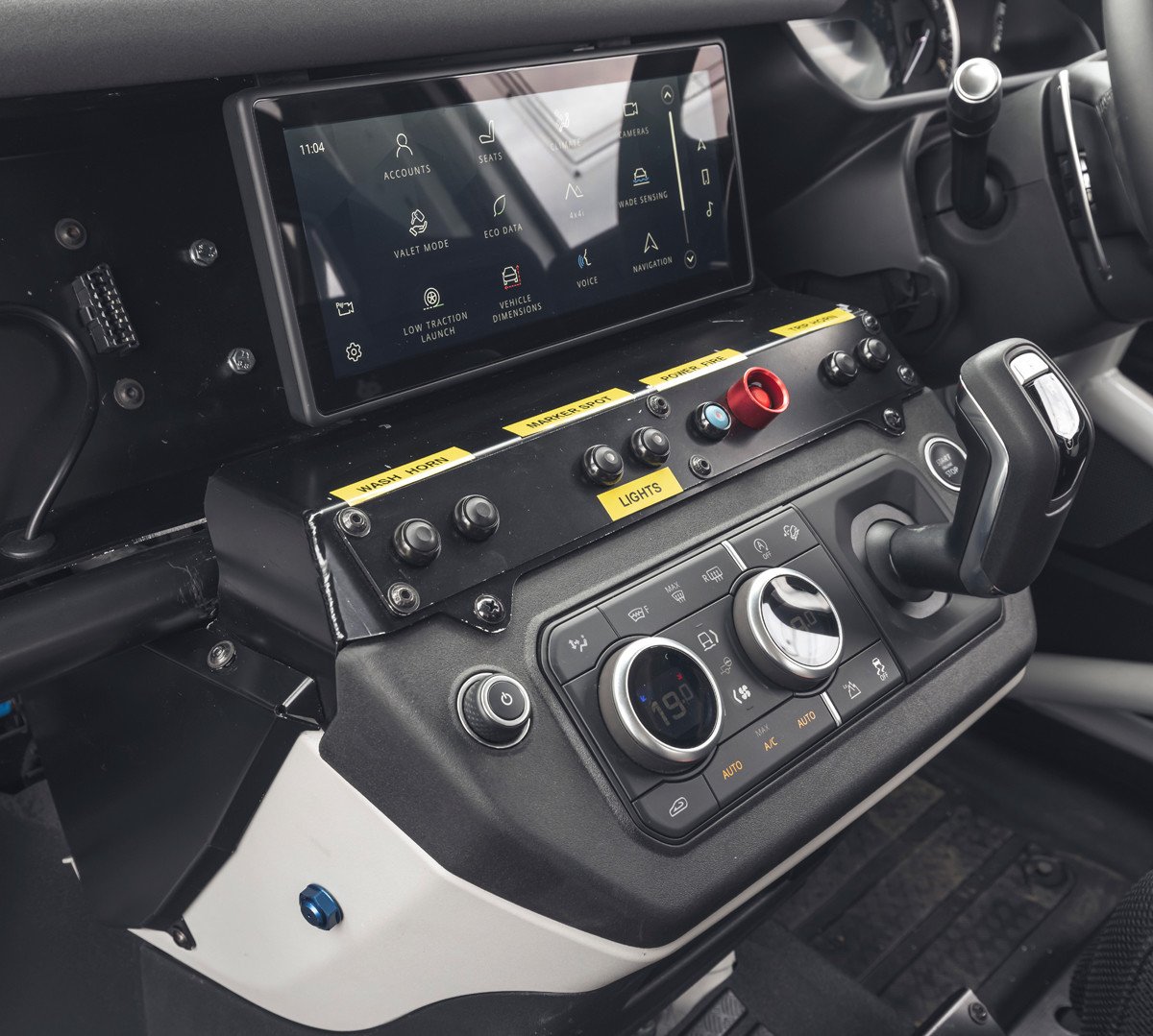 Bowler crea una copa monomarca con el Land Rover Defender 90