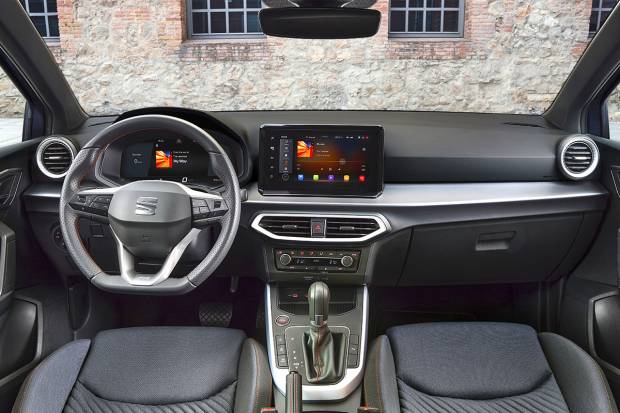 Cómo combatir la humedad en tu coche: trucos naturales infalibles