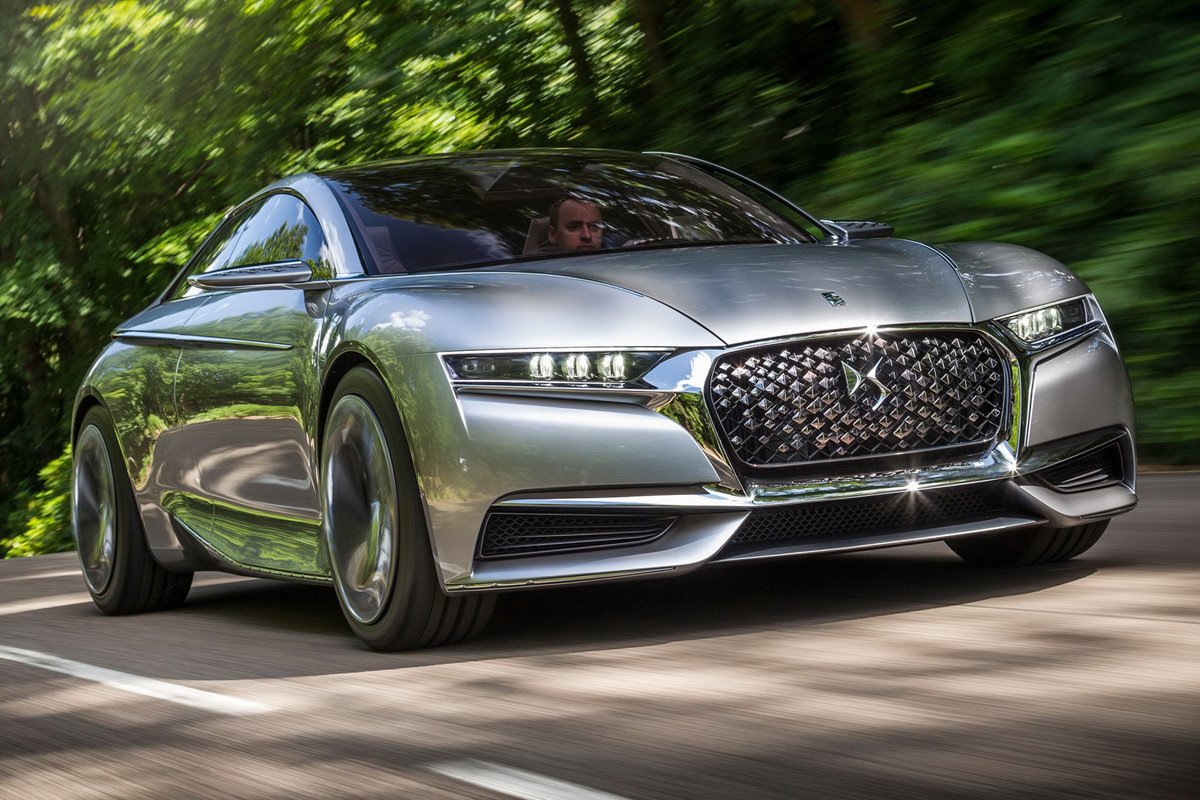 Video: el Divine DS Concept rueda por Londres