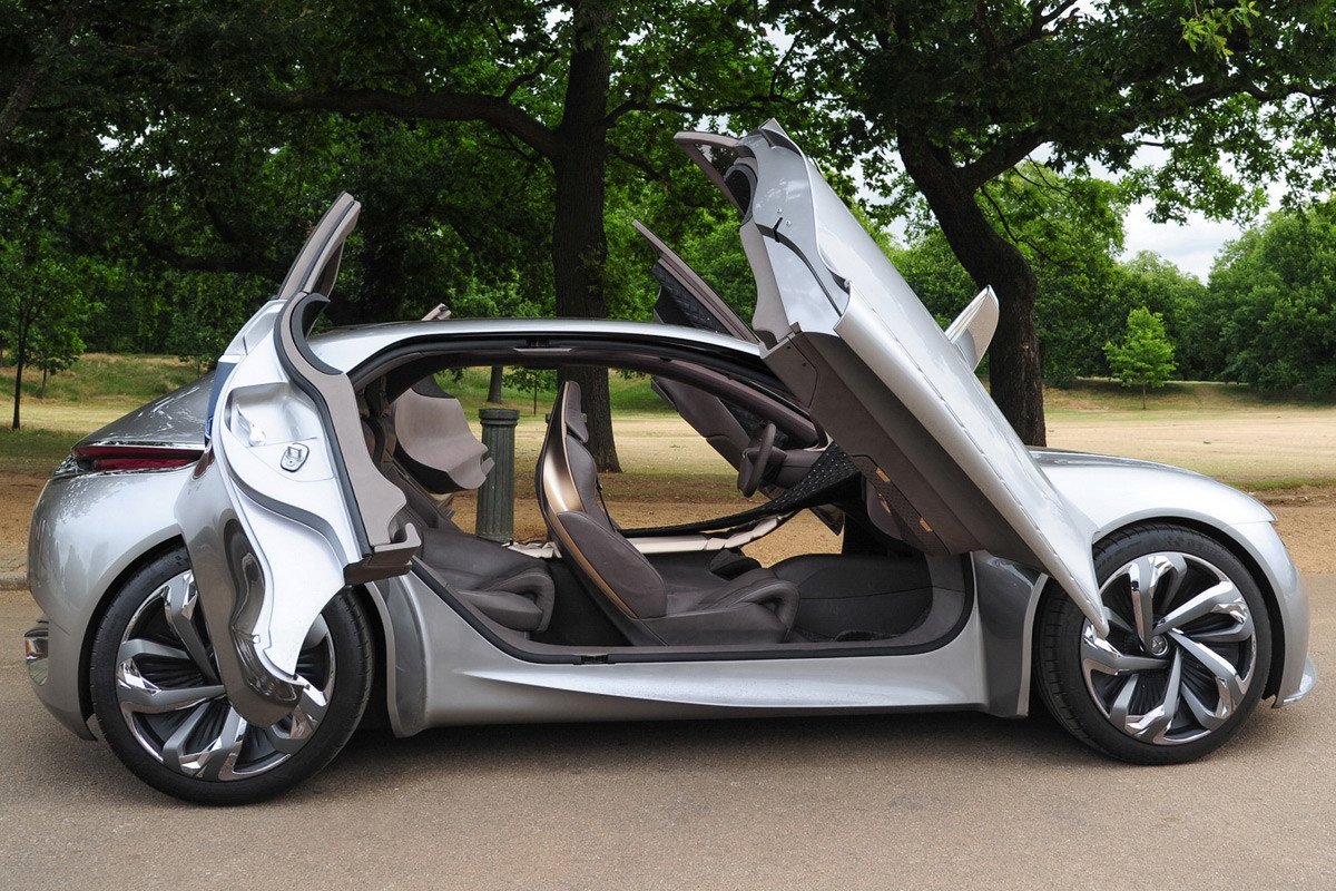 Video: el Divine DS Concept rueda por Londres
