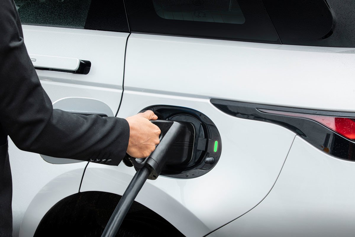 Llegan los híbridos enchufables para Range Rover Evoque y Land Rover Discovery Sport
