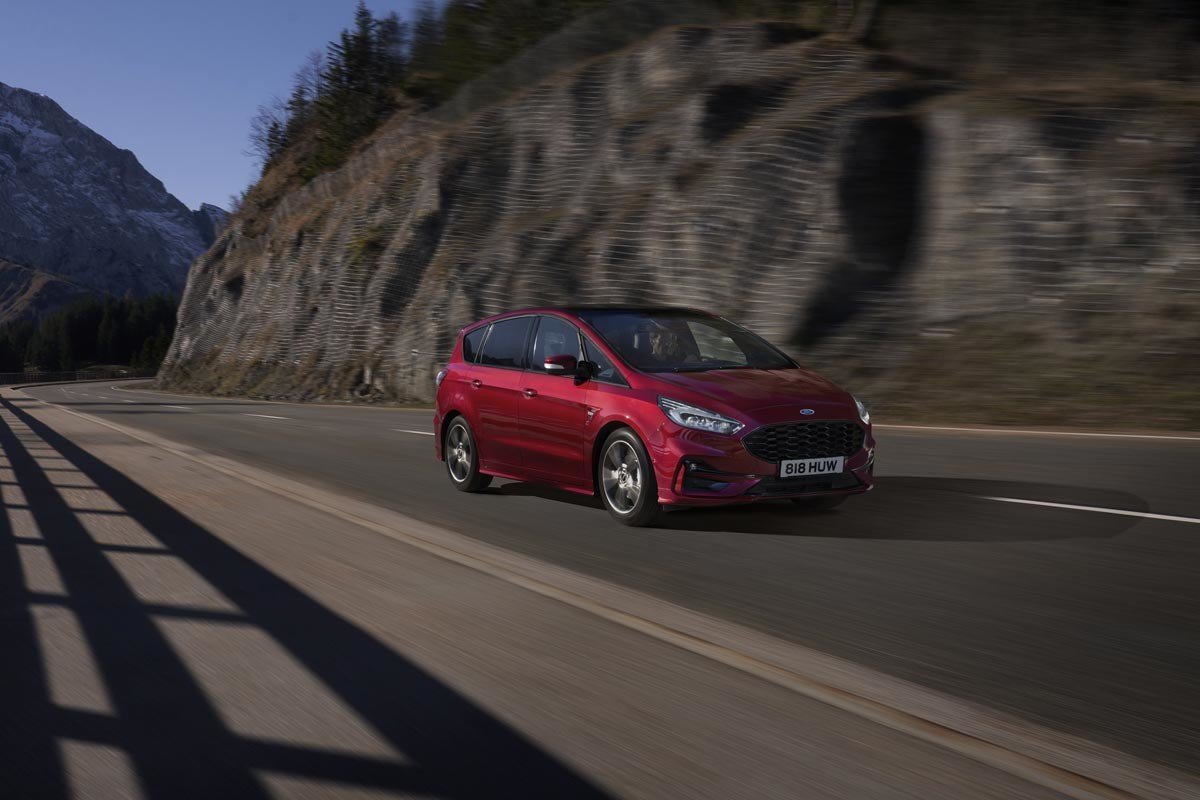 Los Ford S-MAX y Ford Galaxy ahora con motor híbrido